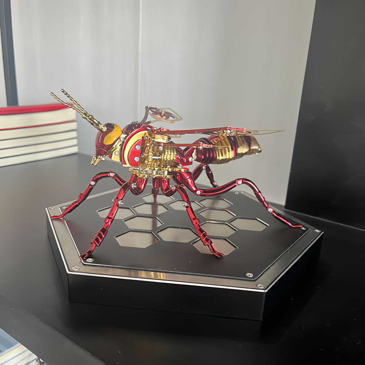 Mechanical bumblebee 3d metal assembly model