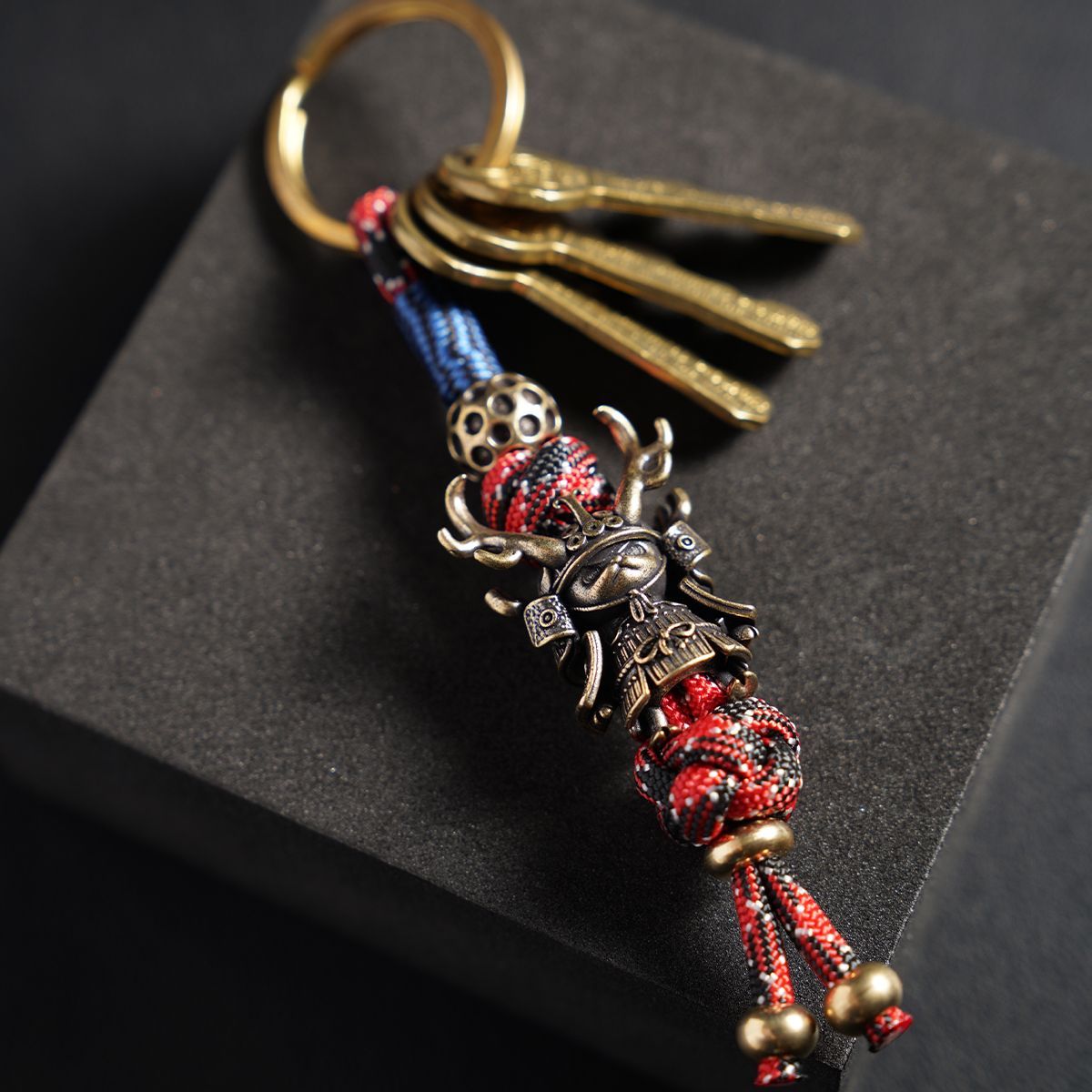 アクセサリー SAMURAI JPN. Colorful optional] Keychain key hand-woven brass paratrooper bag