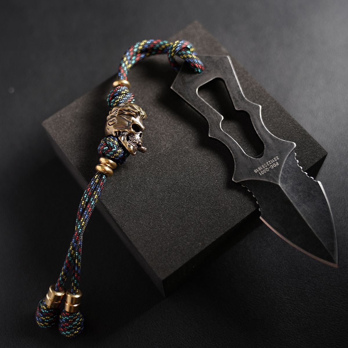 Handmade Skull Paracord Pendant