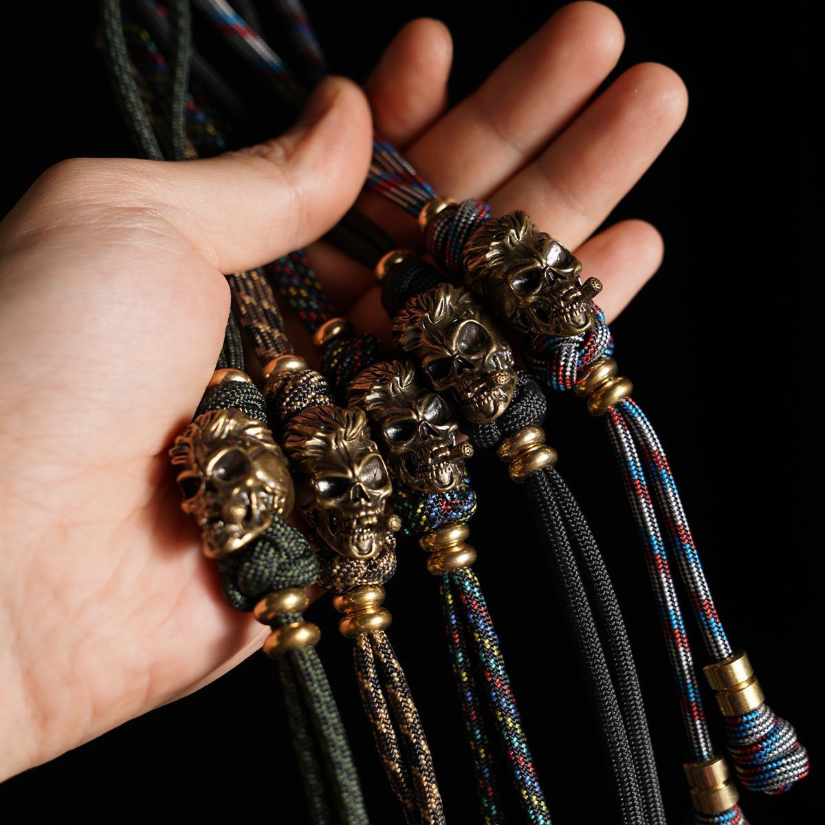 Handmade Skull Paracord Pendant